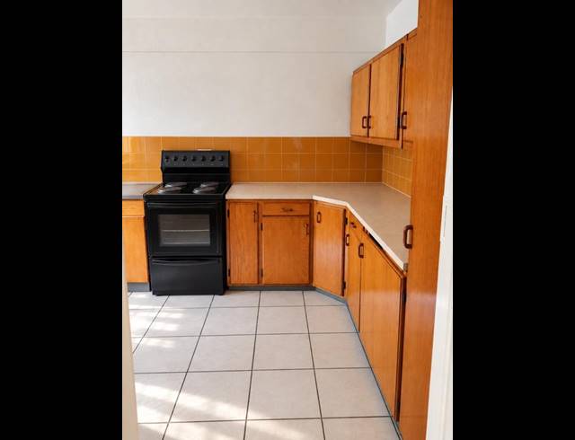 3 BEDROOM APARTMENT FOR SALE IN SASOLBURG CENTRAL